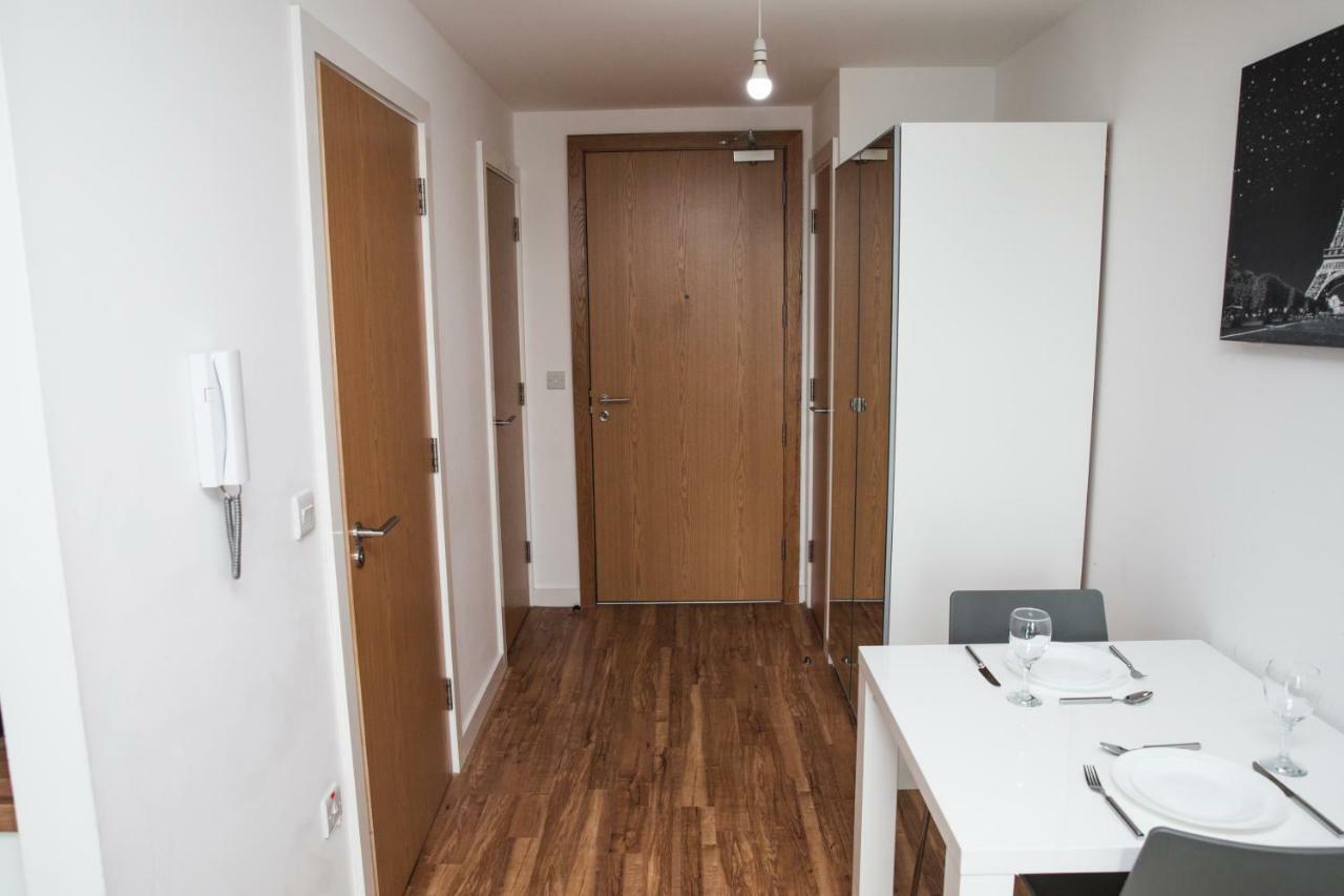 Studio Apartments Free Street Parking Subject To Availability Manchester Exteriér fotografie